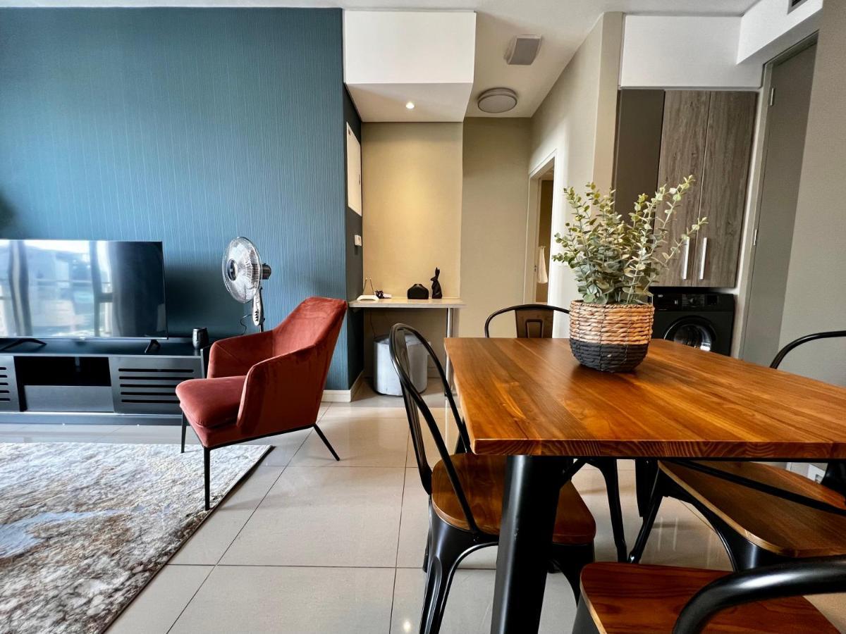 The Tyrwhitt Rosebank Apartments (Adults Only) Johannesburg Luaran gambar