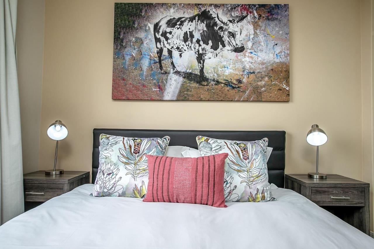 The Tyrwhitt Rosebank Apartments (Adults Only) Johannesburg Luaran gambar
