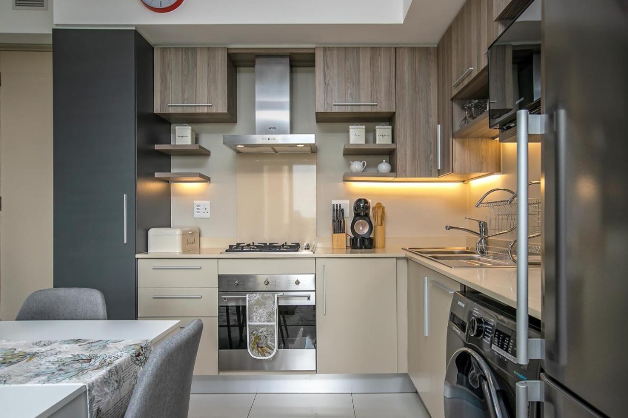The Tyrwhitt Rosebank Apartments (Adults Only) Johannesburg Luaran gambar