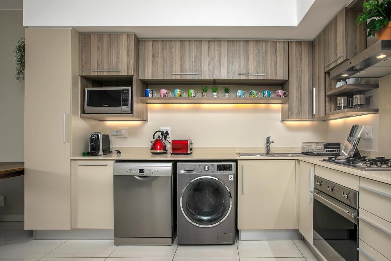 The Tyrwhitt Rosebank Apartments (Adults Only) Johannesburg Luaran gambar